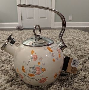 World market tea pot